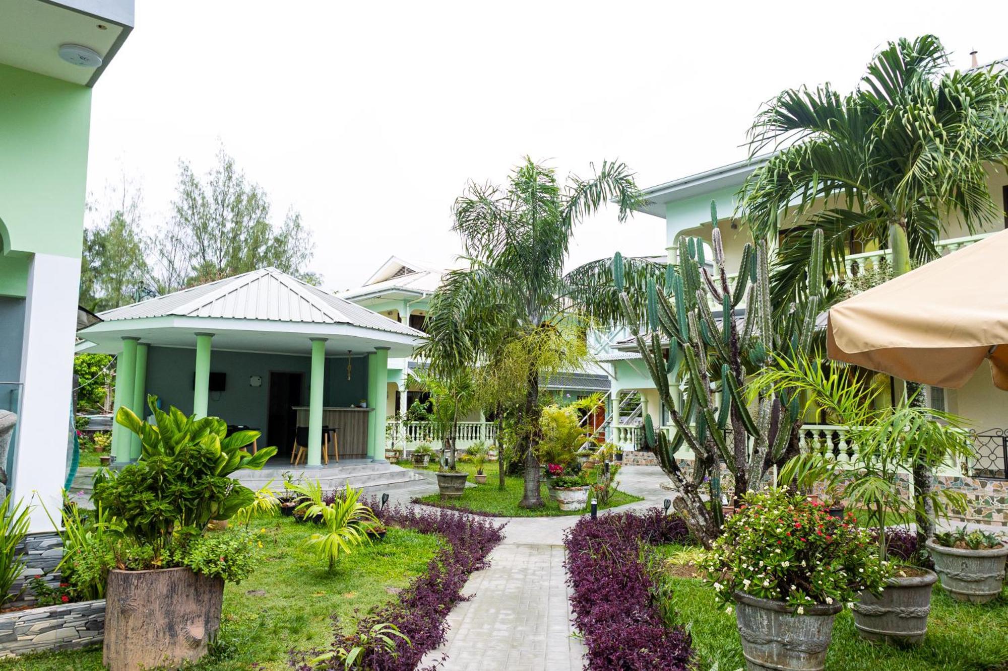 Palm Self Catering Anse aux Pins